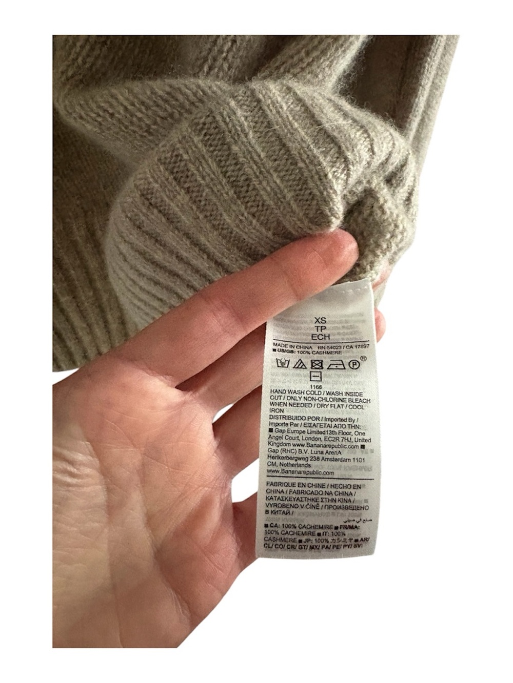 Banana Republic 100% Cashmere Taupe Mock Neck Sweater NWT - Picture 8 of 9